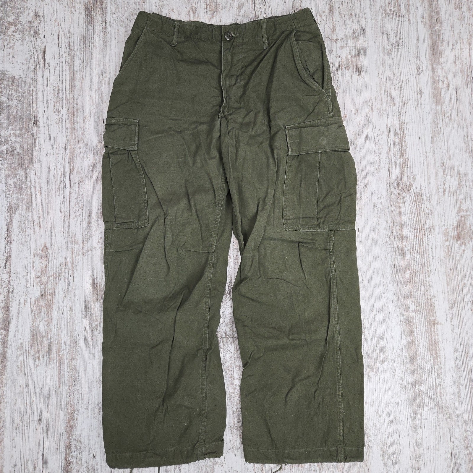 VTG US Army \'69 Vietnam OG-107 Ripstop Poplin Jungle Pants Mens Medium Short VTG US Army \'69 Vietnam OG-107 Ripstop Poplin Jungle Pants Mens Medium Short