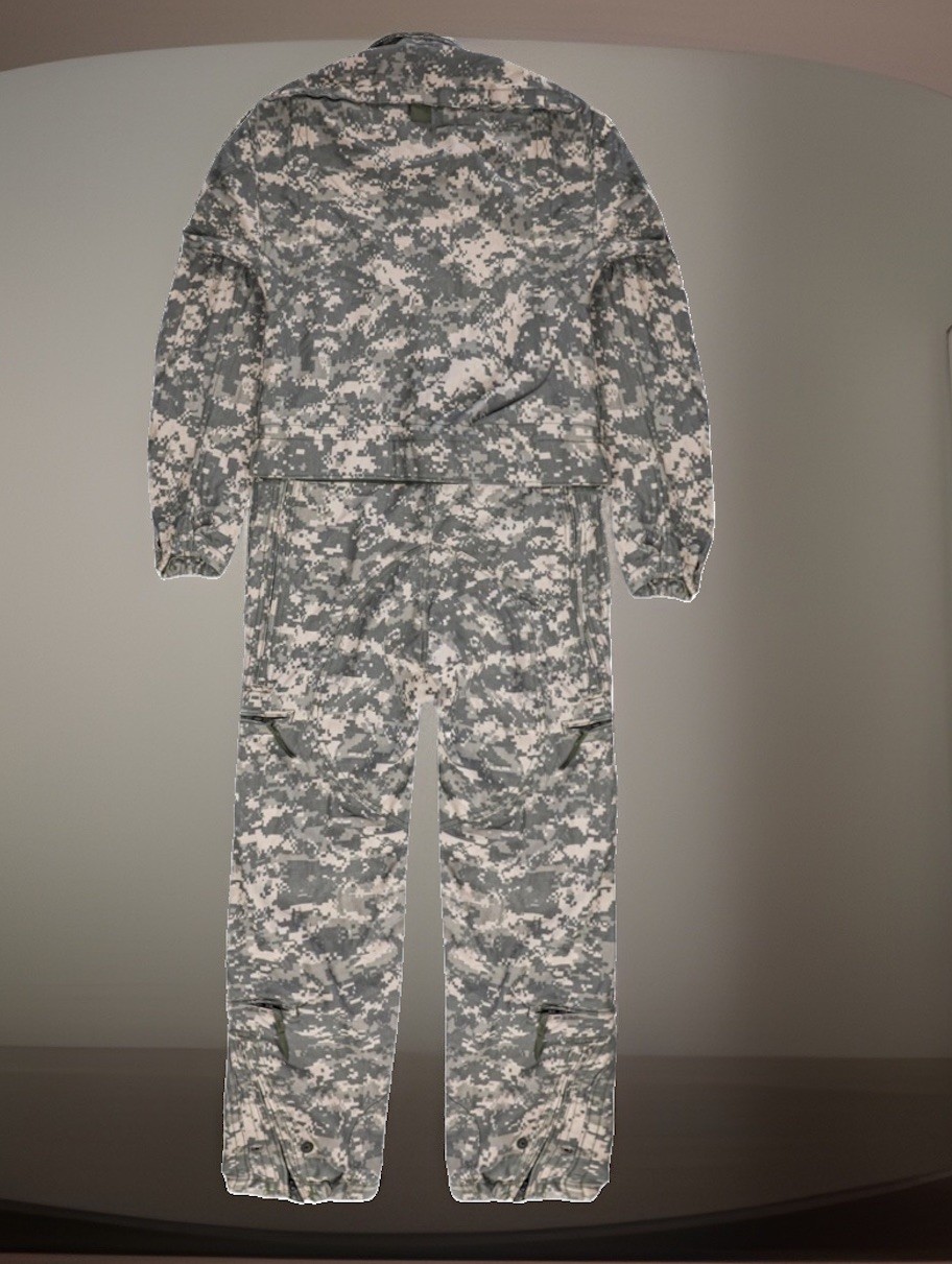 New X-Large Reg Army UCP Combat Vehicle Crewman Coveralls ACU 8415-01-560-4998 New X-Large Reg Army UCP Combat Vehicle Crewman Coveralls ACU 8415-01-560-4998