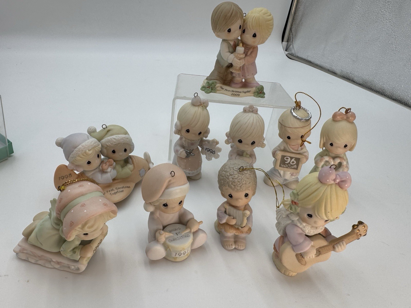 Precious Moments, All Porcelain, Lot Of 10 Figures And Ornaments