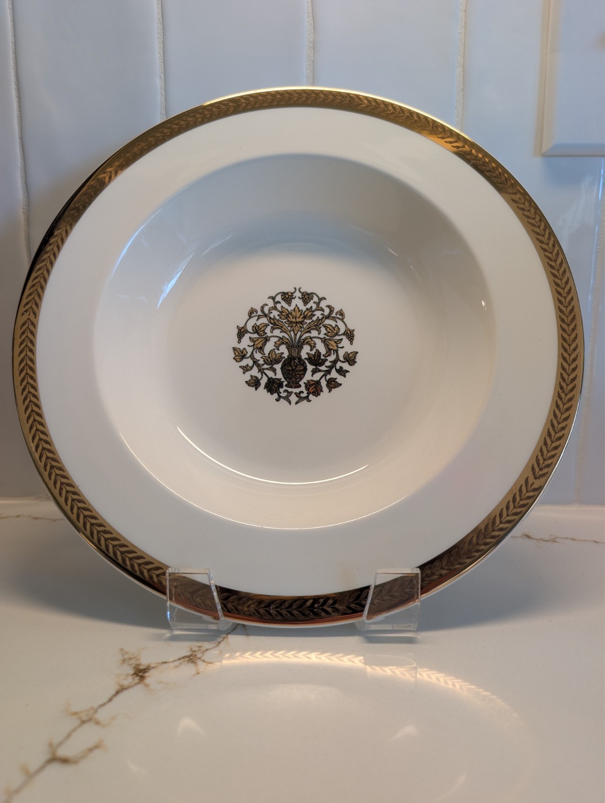 Taylor Smith & Taylor Heirloom Rimmed Soup Bowls Set 6 22K Gold Floral 9¼\