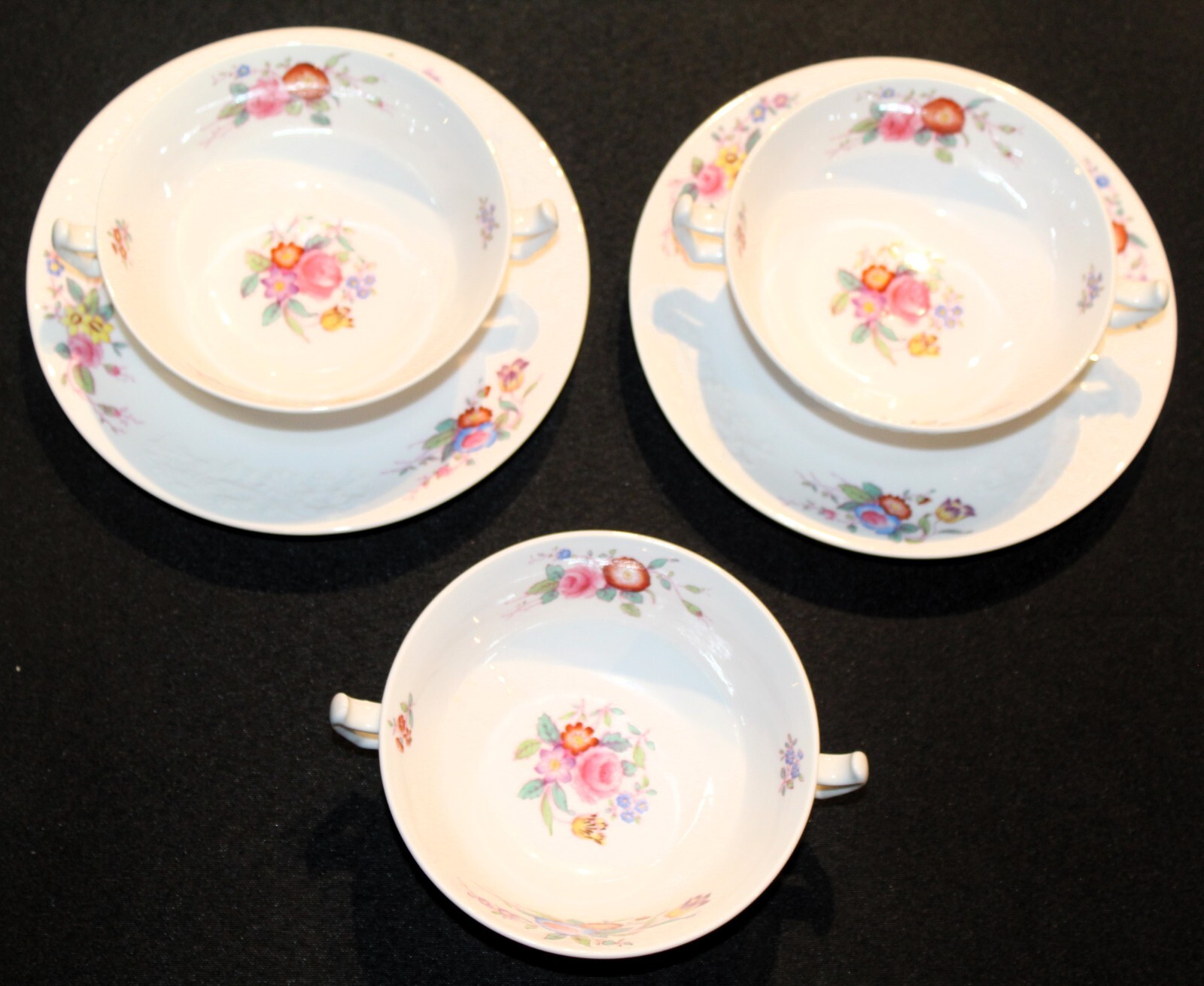 Spode Christine 3 Cream Soup Bowls & 2 Saucers, 5 Pieces