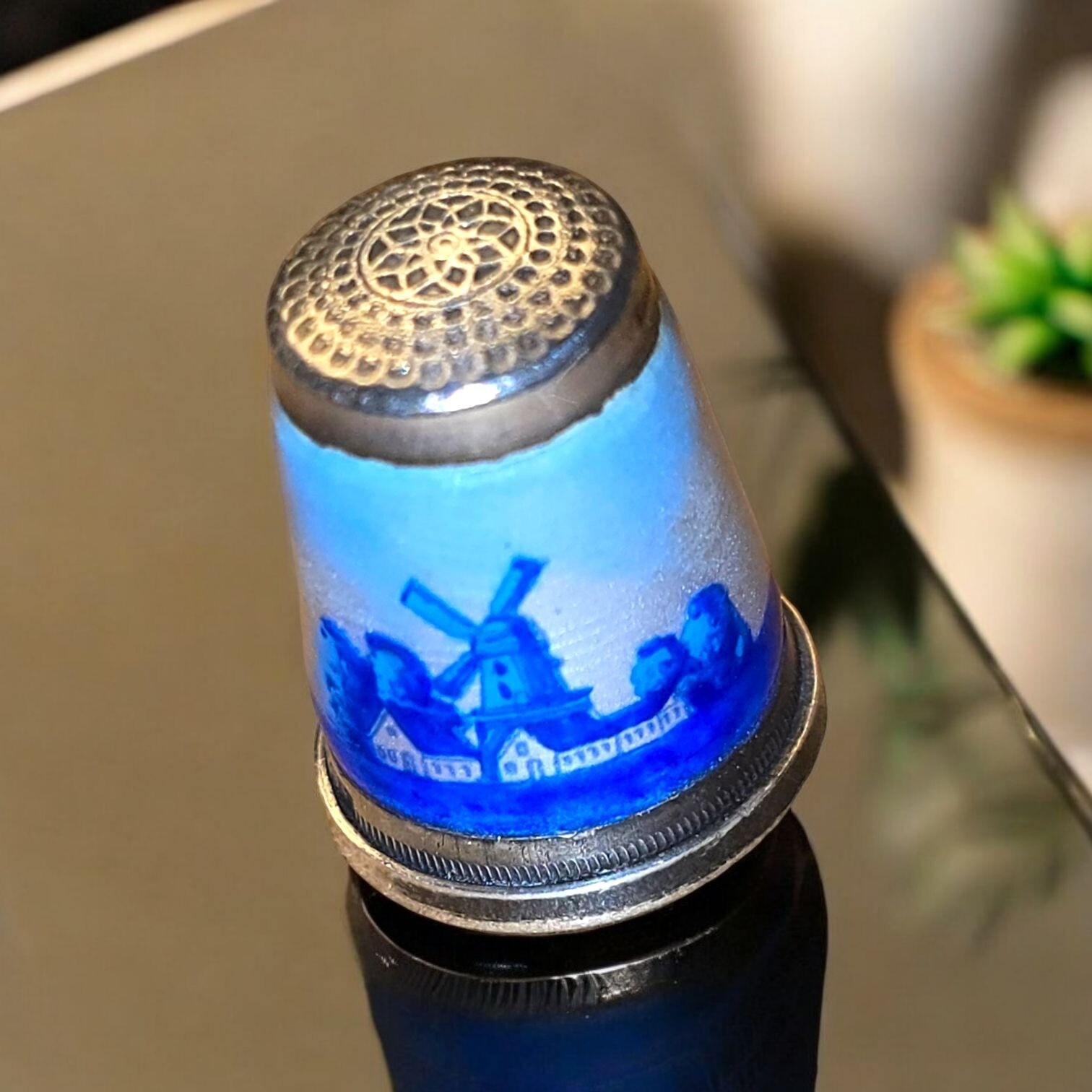 Argentium Silver Thimble With Dutch Windmill Blue Enamel Design 935 (F110)