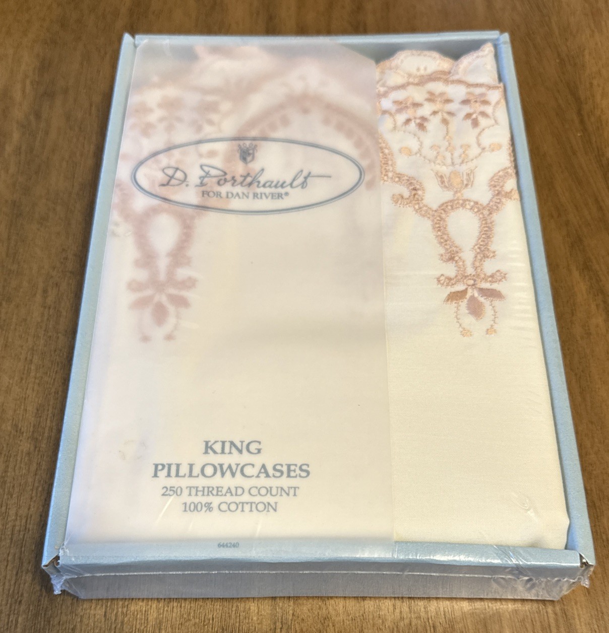Pair Vintage D Porthault/Dan Rivers Cream KING Pillowcases Embroidered