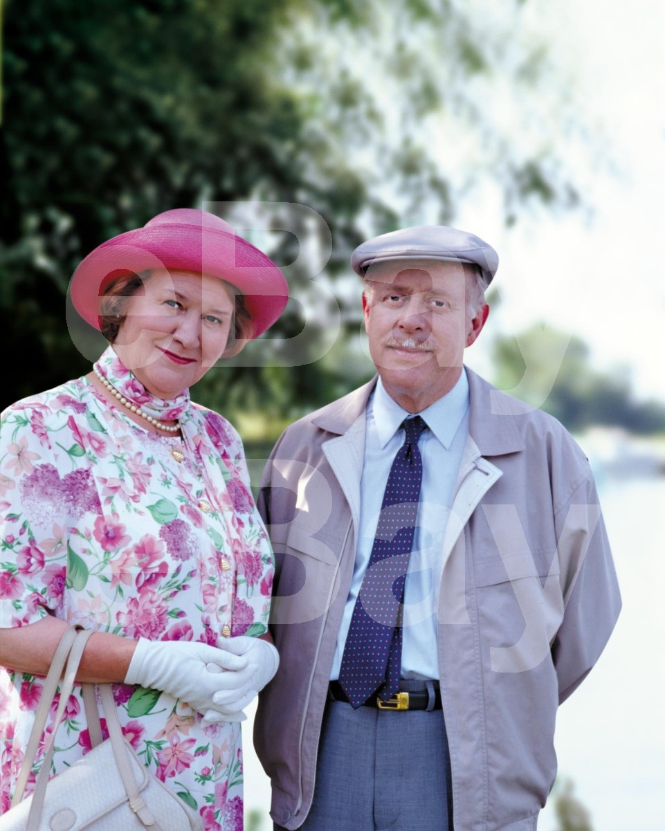 Keeping Up Appearances (TV) Patricia Routledge, Clive Swift 10x8 Photo