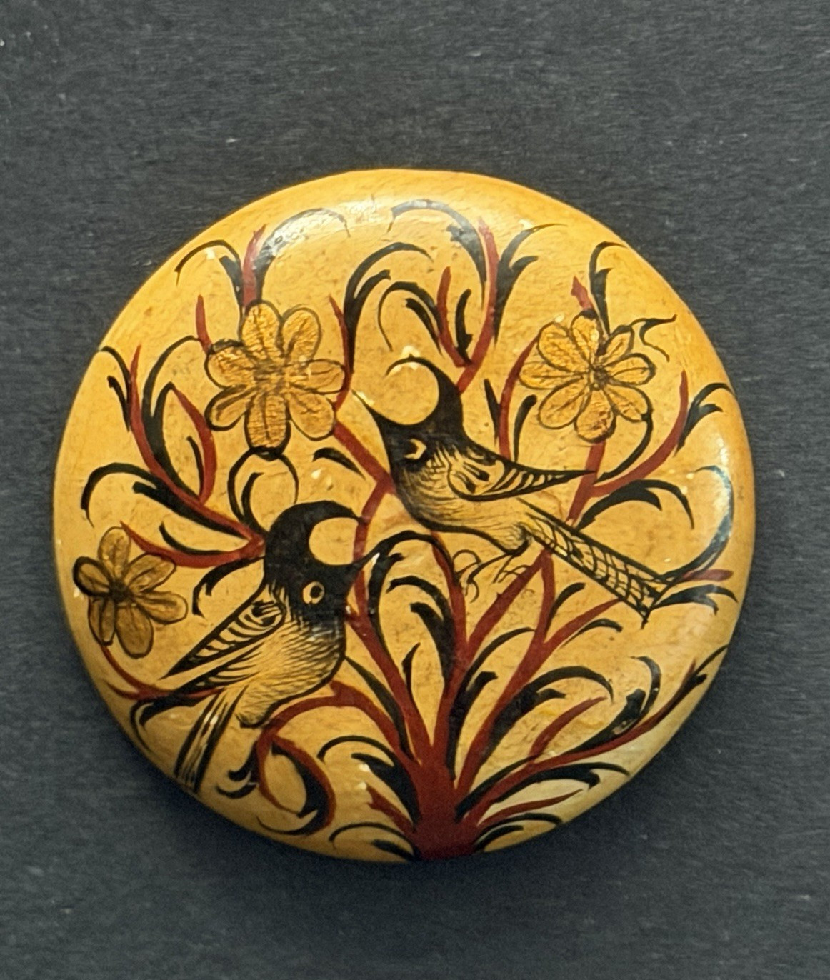 GORGEOUS Vintage BIRD Transfer on Wood (?) Button - 1-3/8\