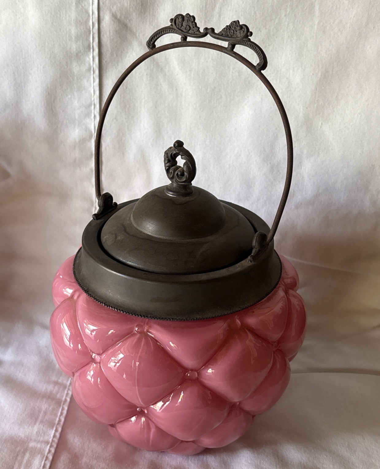 Vintage Pink Decorative Glass Jar With Metal Lid And Handle As is Doesn’t Hold