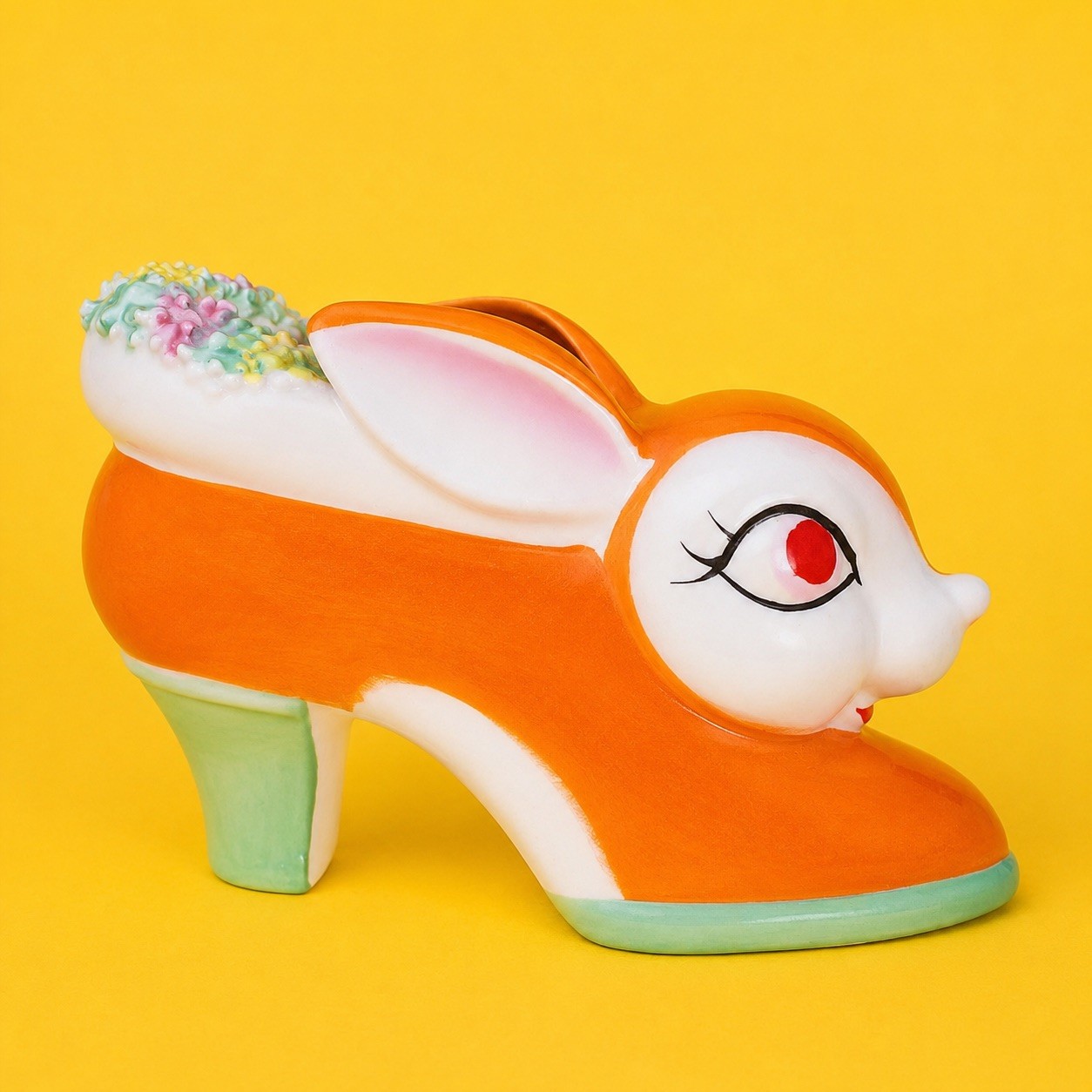 CUTE Kitsch Anthropomorphic Bunny Rabbit Carrot Shoe Figurine Napco Lefton RARE