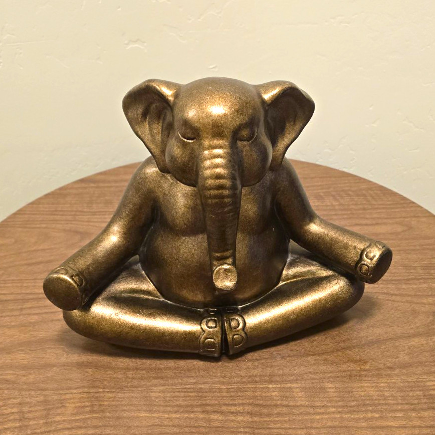 Rare Pier 1 Imports Meditating Yoga Elephant Golden/Bronze Ceramic Decor/Statue Rare Pier 1 Imports Meditating Yoga Elephant Golden/Bronze Ceramic Decor/Statue