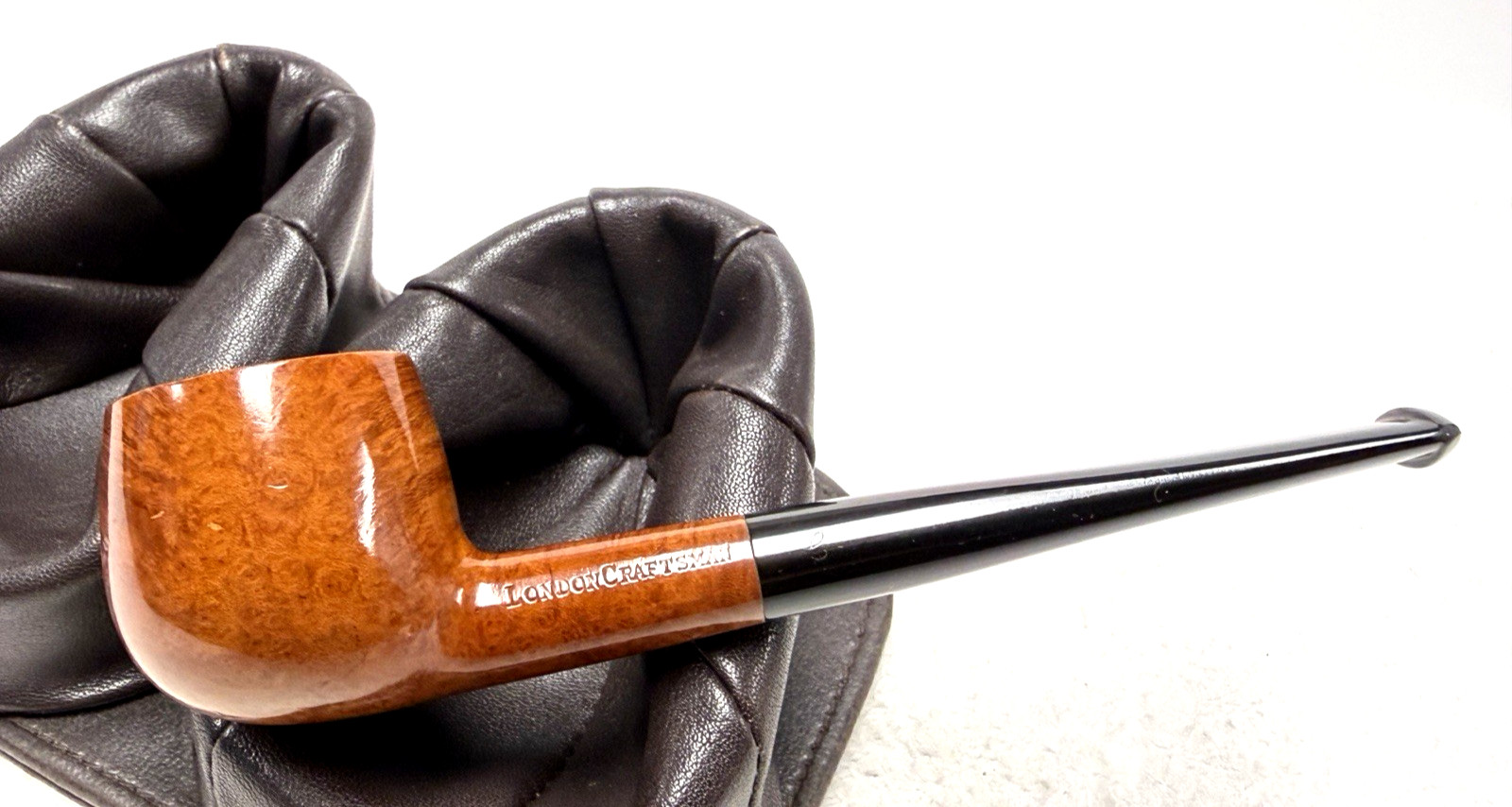 LONDON CRAFTSMAN Smooth Straight Apple w Tapered Ebonite Stem - London England