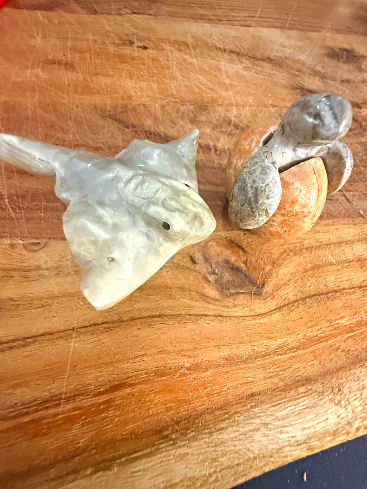 Vintage Mexican Onyx Marble Carved Figurine Lot Manta Ray Hatching Sea Turtle