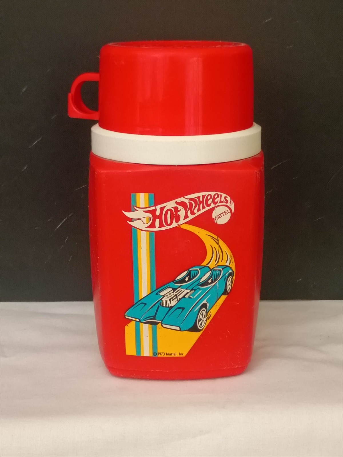 Vintage 1972 Hot Wheels Redline Plastic Thermos Mattel Car Track Drag Racing Vintage 1972 Hot Wheels Redline Plastic Thermos Mattel Car Track Drag Racing