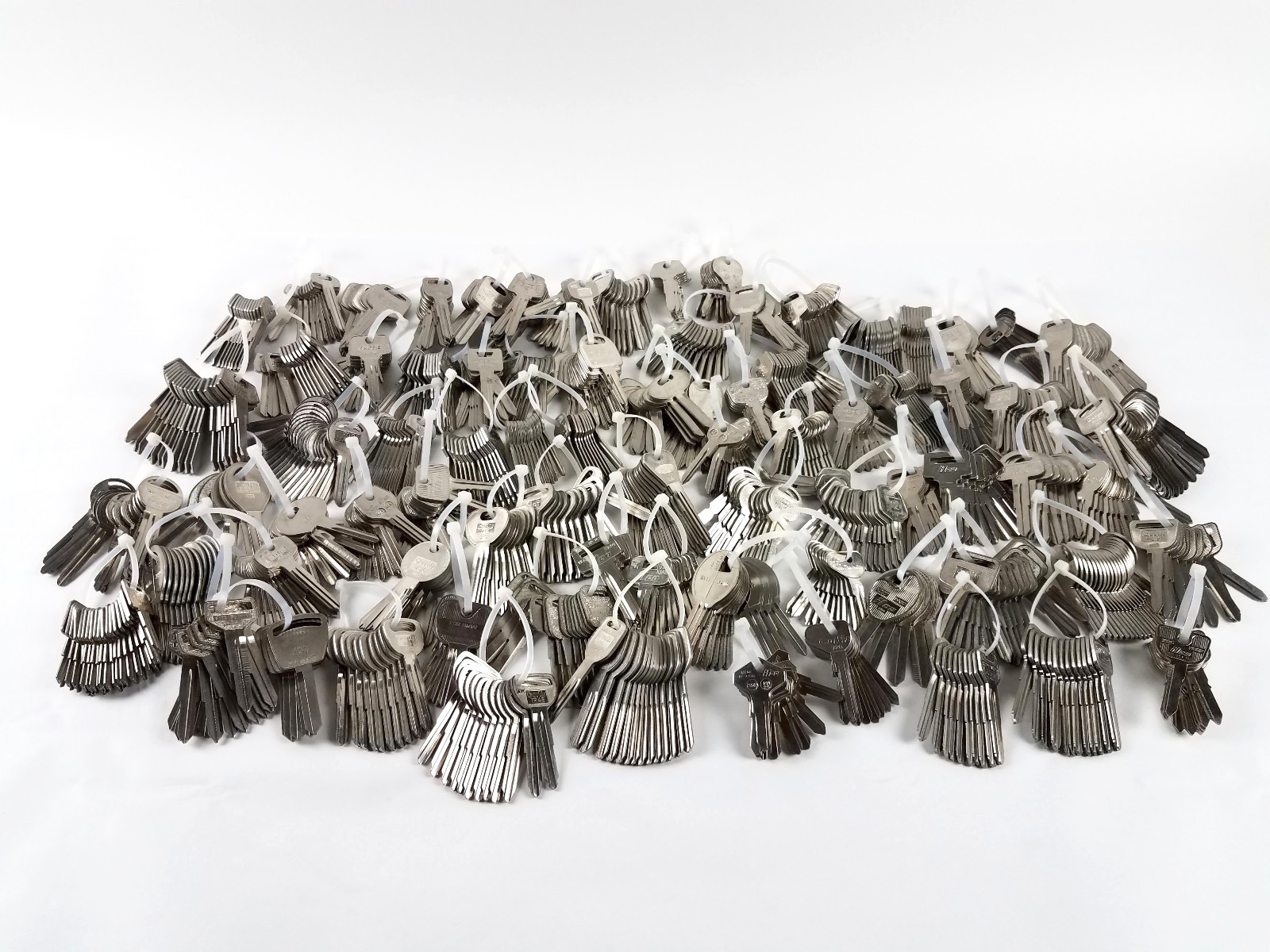 25 Lbs Vtg Key Blanks Auto Car IMPORTS Mazda Honda Toyota VW Subaru 1980s 1990s