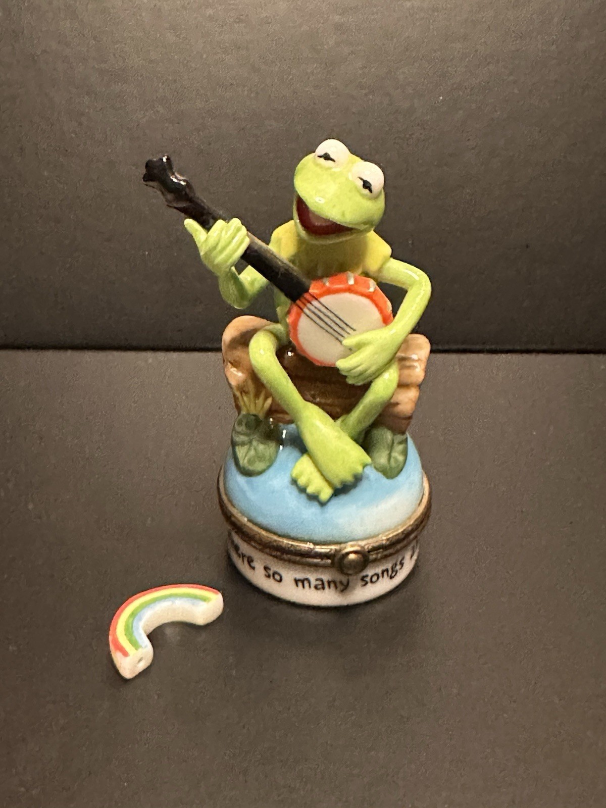RARE VTG Midwest Cannon Kermit The Frog Muppets Porcelain Hinged Trinket Box RARE VTG Midwest Cannon Kermit The Frog Muppets Porcelain Hinged Trinket Box