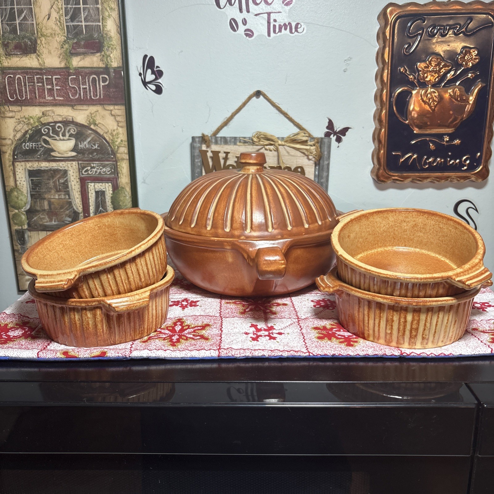 Vintage La Terracotta Clay 9 1/2” roaster Pot &bowls Italy Ceramiche Partenopee