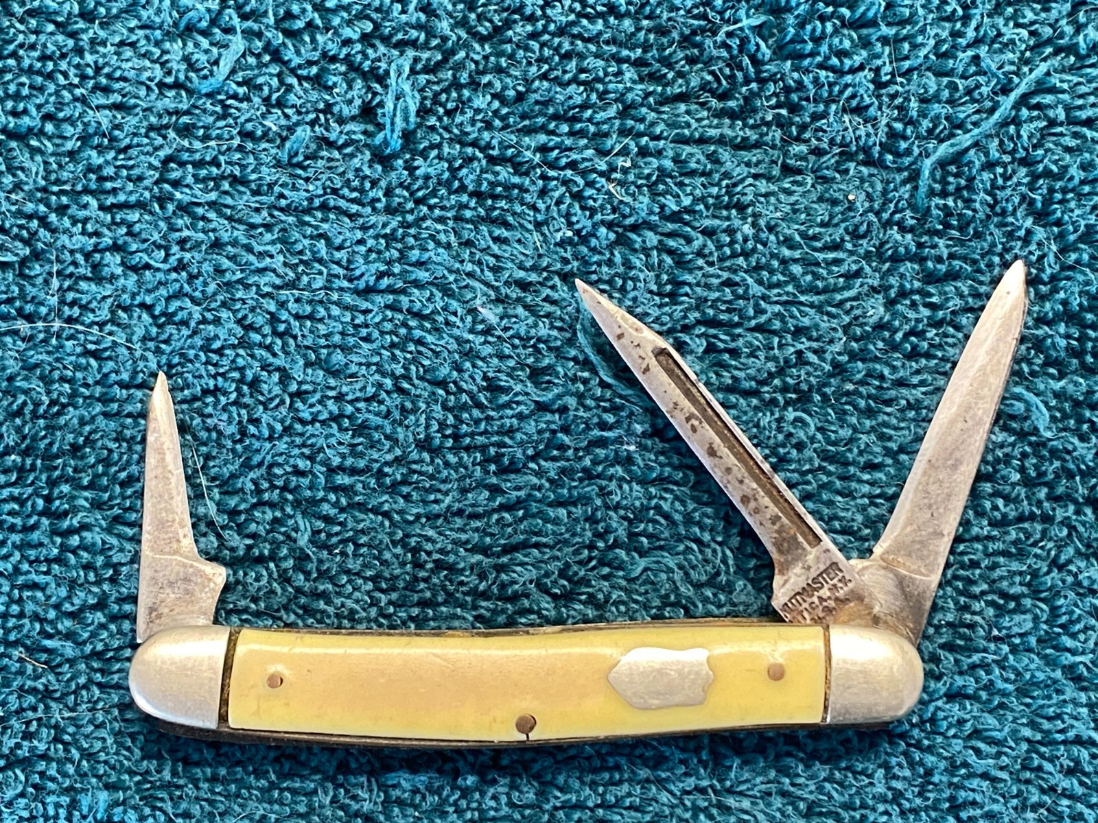 3 BLADE FOLDING Pocket KNIFE Storage Unit Find Kut Master Utica Kutmaster