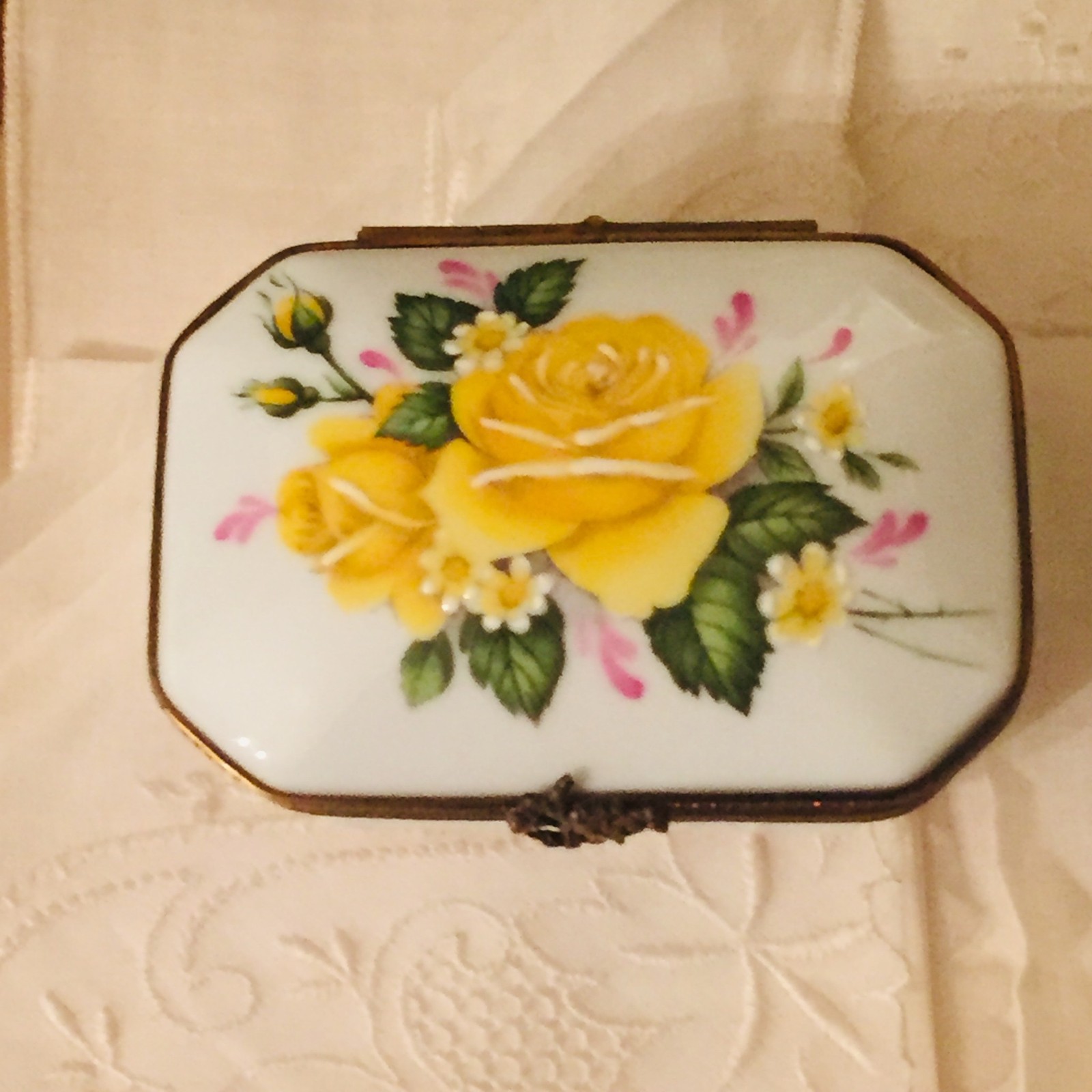 Limoges Peint Main Yellow Rose Porcelain Trinket Box Pierre Hand Painted Vtg 3