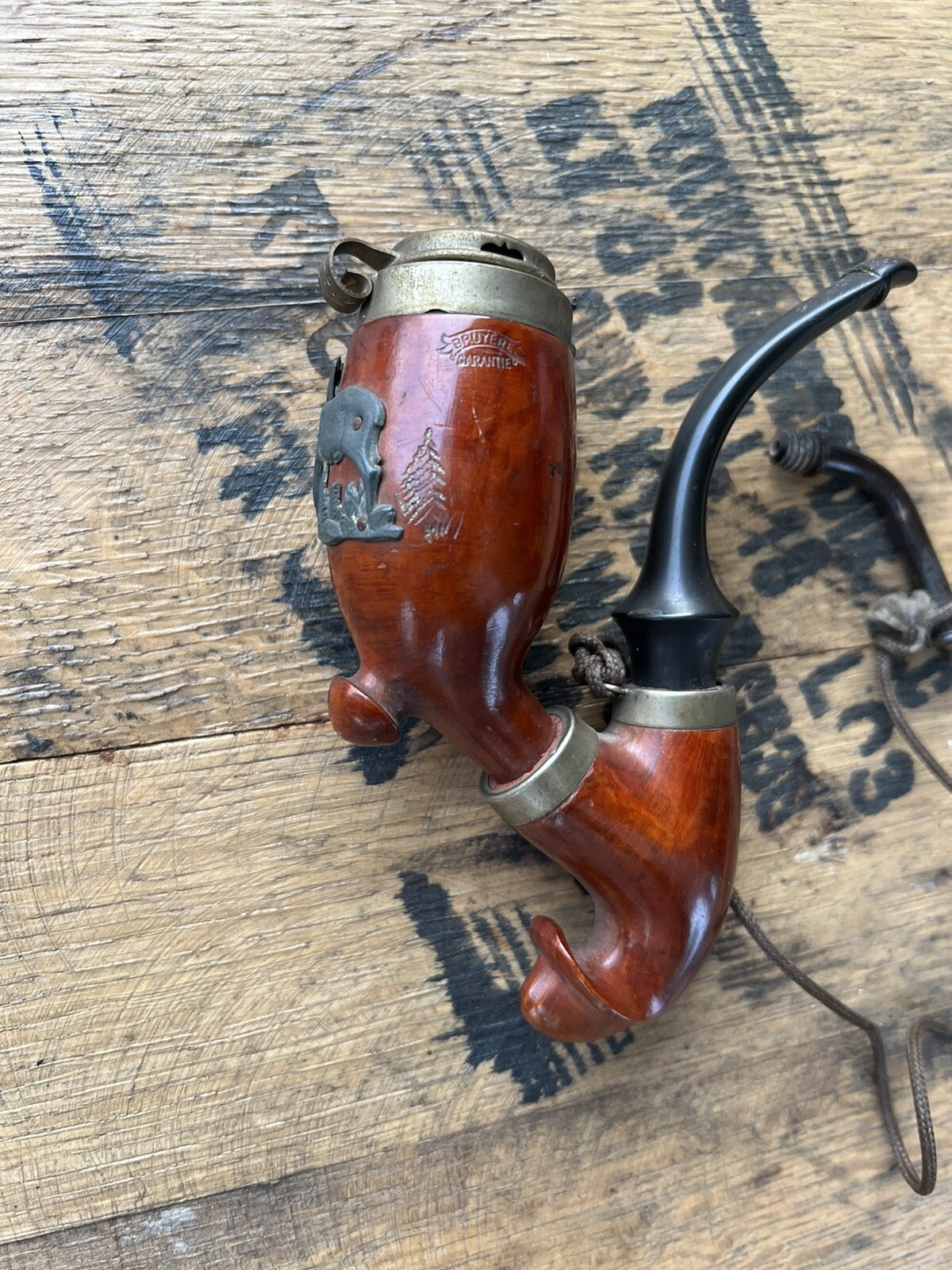 ANTIQUE BRUYERE GARANTIE LONG STEM SMOKING PIPE CZECHOSLOVAK ANTIQUE BRUYERE GARANTIE LONG STEM SMOKING PIPE CZECHOSLOVAK