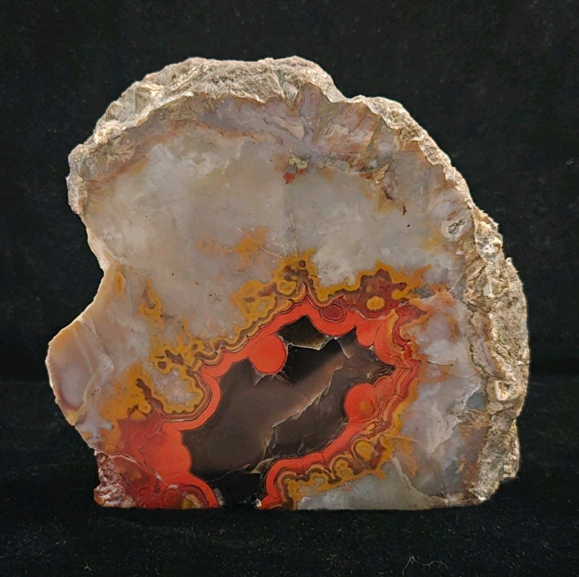RARE BEAUTIFUL KENTUCKY RED AGATE DISPLAY SPECIMEN