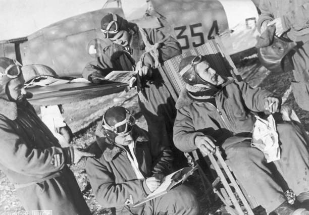 Italian pilots Regia Aeronautica 24 Gruppo 354 Squadriglia relax n- Old Photo