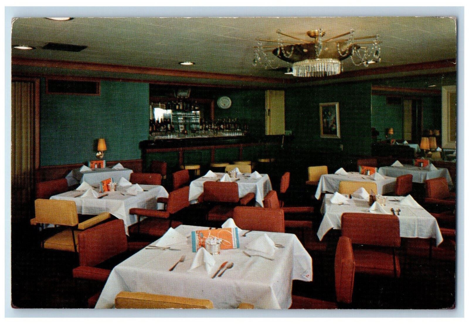 c1960's Howard Johnson's Restaurant The Shadow Box Cocktail Lounge NY Postcard