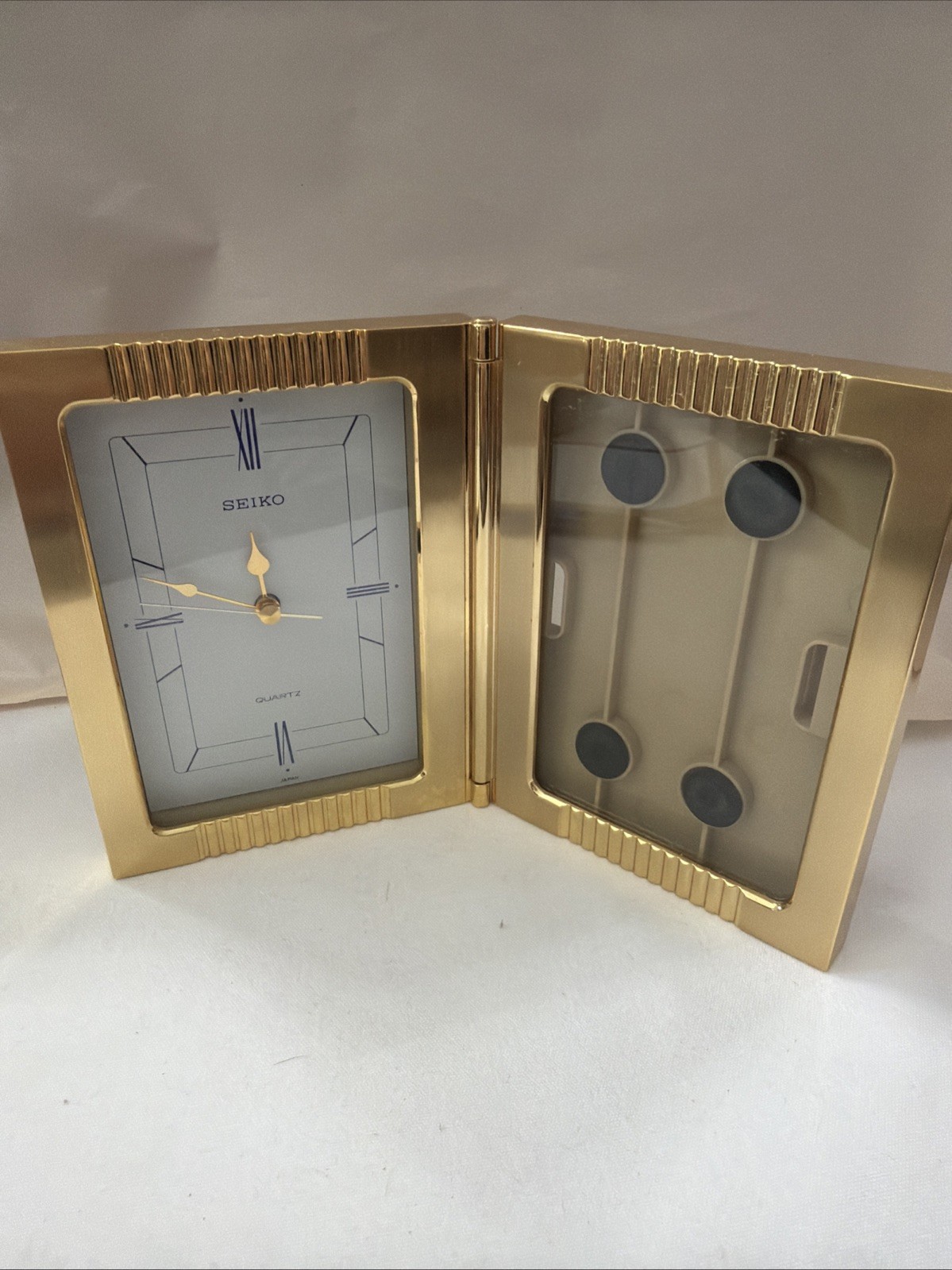 Seiko Quartz Desk Clock & Photo Frame Gold Tone Folding Hinged Japan Vintage Seiko Quartz Desk Clock & Photo Frame Gold Tone Folding Hinged Japan Vintage