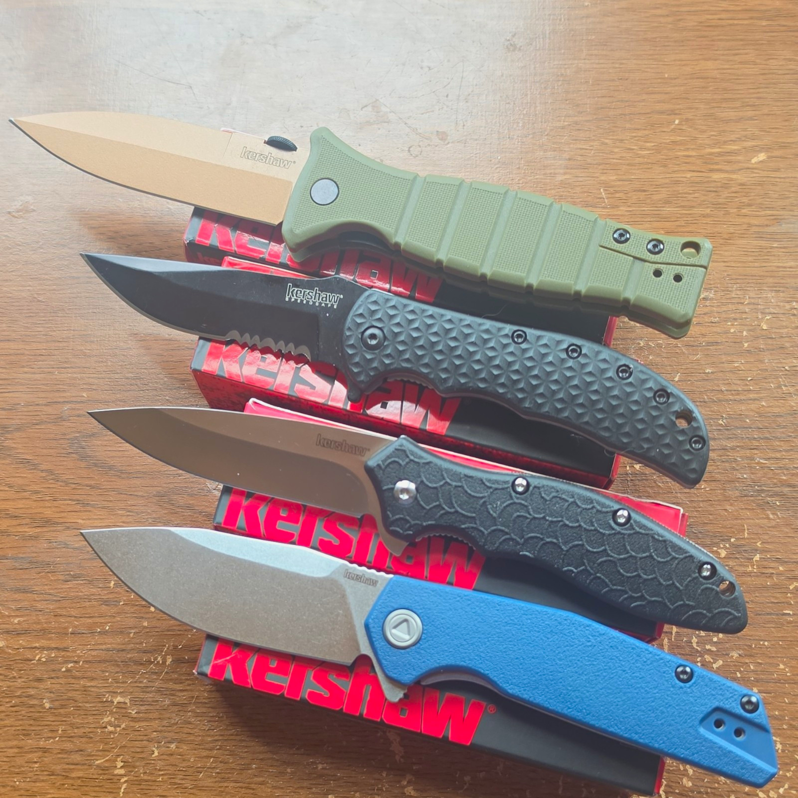 Kershaw 4 Knife Lot Includes Lucid, Oso Sweet, Volt II Serrated, Xcom DW Kershaw 4 Knife Lot Includes Lucid, Oso Sweet, Volt II Serrated, Xcom DW
