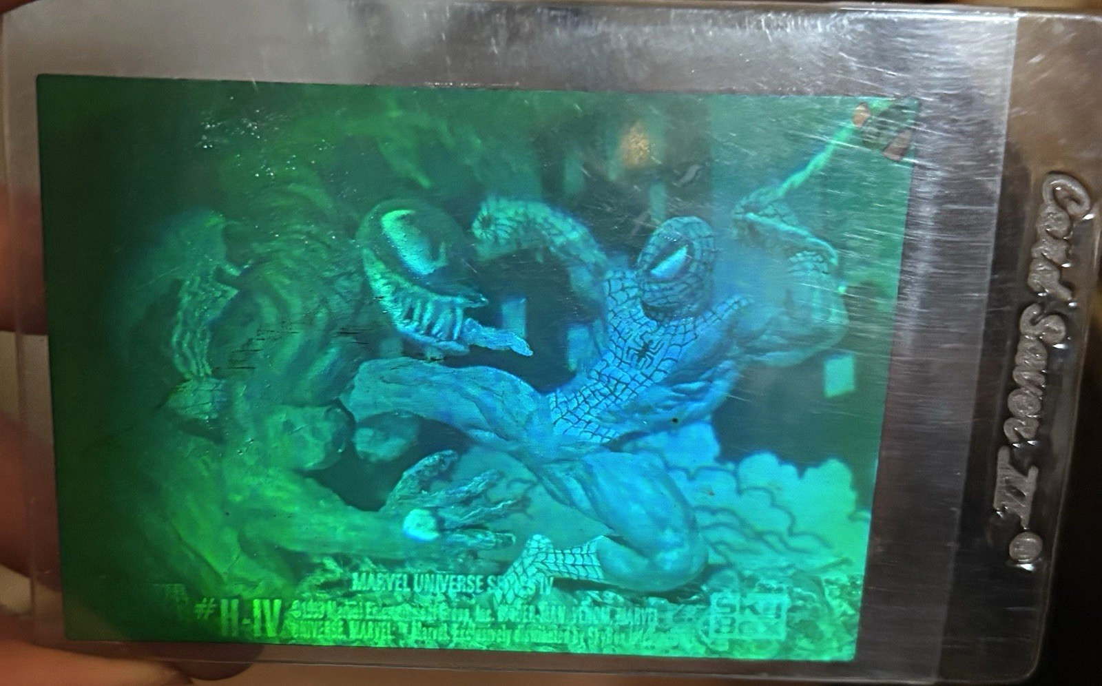 1993 SkyBox Marvel Universe Series IV Spider-Man vs. Venom 3D Hologram