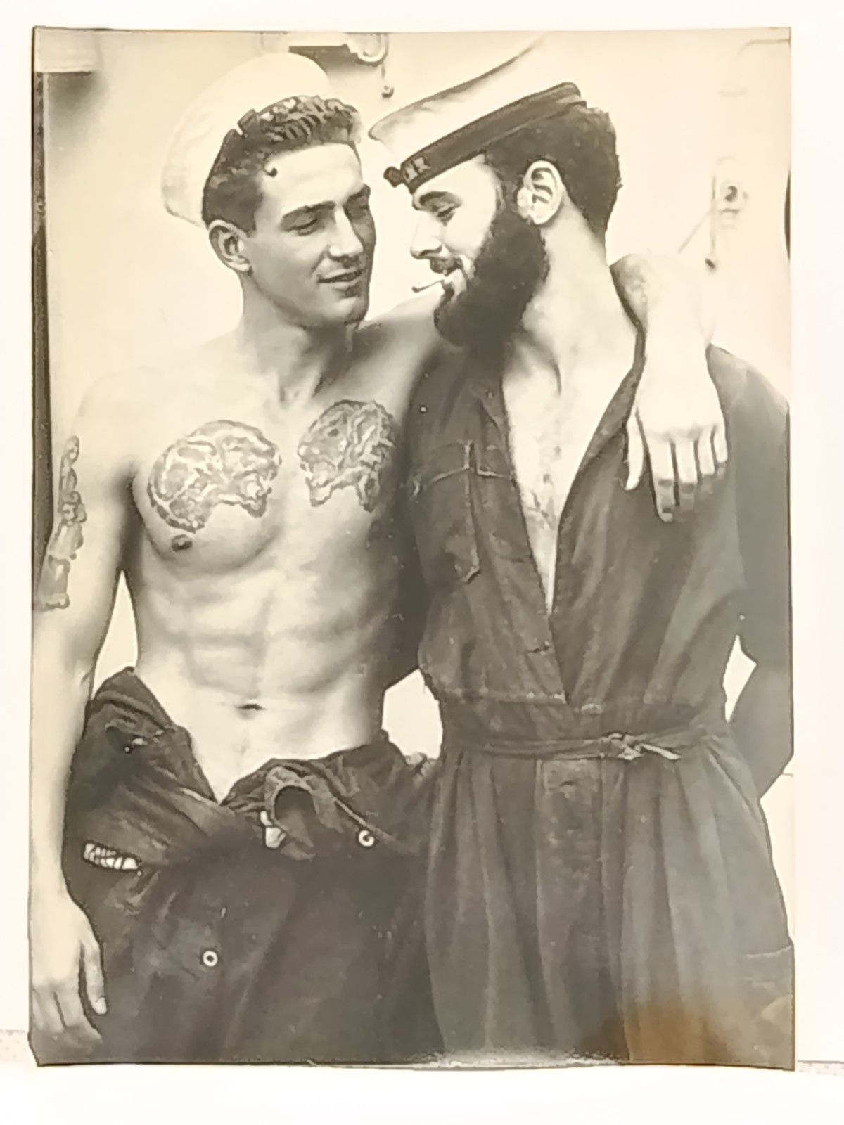 16*PHOTOS - Gays - Men - Vintage photographs of attractive athletes.1920-80s. 16*PHOTOS - Gays - Men - Vintage photographs of attractive athletes.1920-80s.