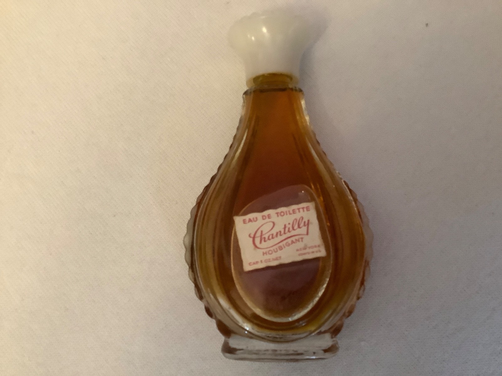 Vintage Houbigant Chantilly EDT 1 oz Splash Perfume Bottle Bakelite Cap 1940’s