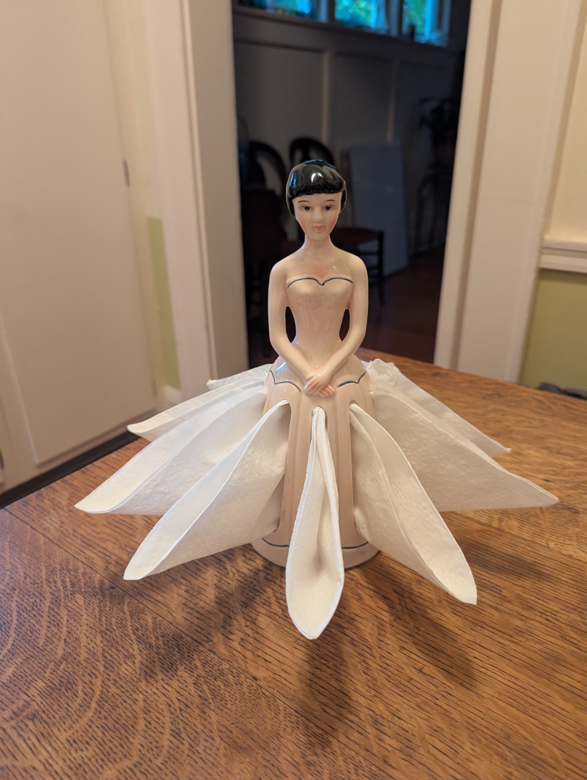 Vintage Lillian Vernon 9.75\