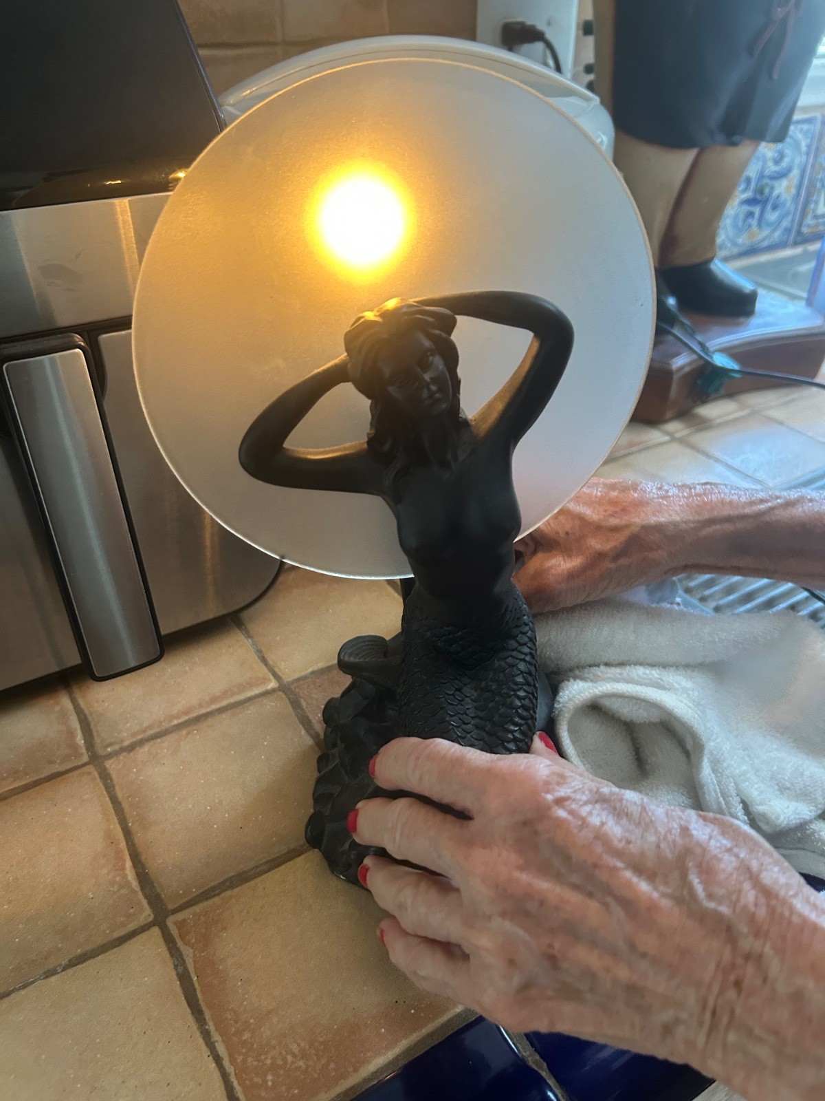 Vintage 1980s Art Deco Revival Mermaid Silhouette Table Lamp - Working Perfect Vintage 1980s Art Deco Revival Mermaid Silhouette Table Lamp - Working Perfect