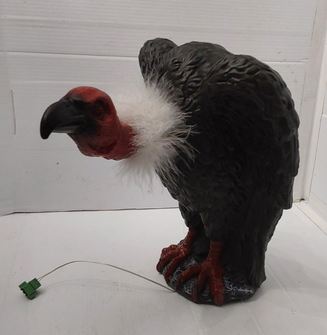 Vintage Gemmy Animated Tabletop Vulture Buzzard Halloween Prop Decor Sound Senso Vintage Gemmy Animated Tabletop Vulture Buzzard Halloween Prop Decor Sound Senso