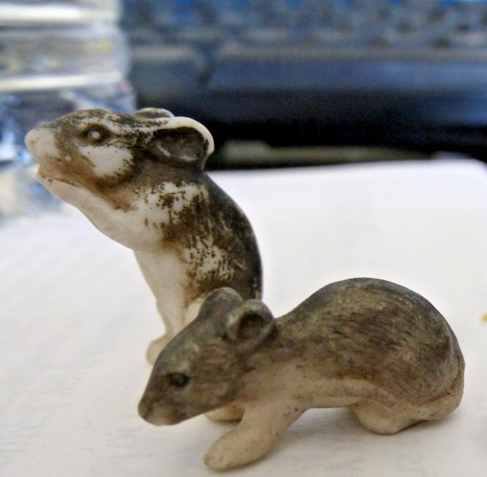 Vintage Porcelain Miniature Dollhouse Mice Lot Pair of 2 Vintage Porcelain Miniature Dollhouse Mice Lot Pair of 2