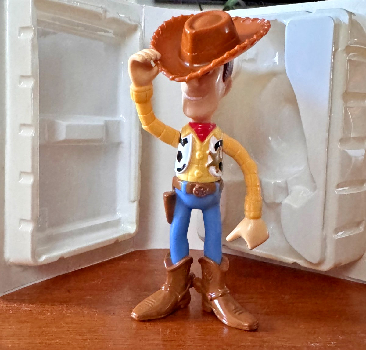 Vintage '96 - Toy Story - Sheriff Woody Posable Figure - Pixar Collectible Vintage '96 - Toy Story - Sheriff Woody Posable Figure - Pixar Collectible