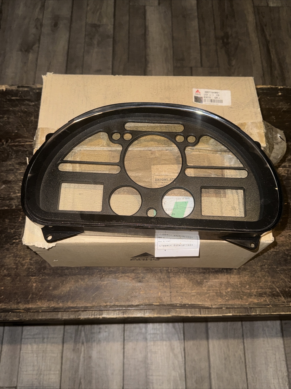NOS GENUINE AGCO RT120 Gauge Cluster Lens And Housing 3907744m91 NOS GENUINE AGCO RT120 Gauge Cluster Lens And Housing 3907744m91