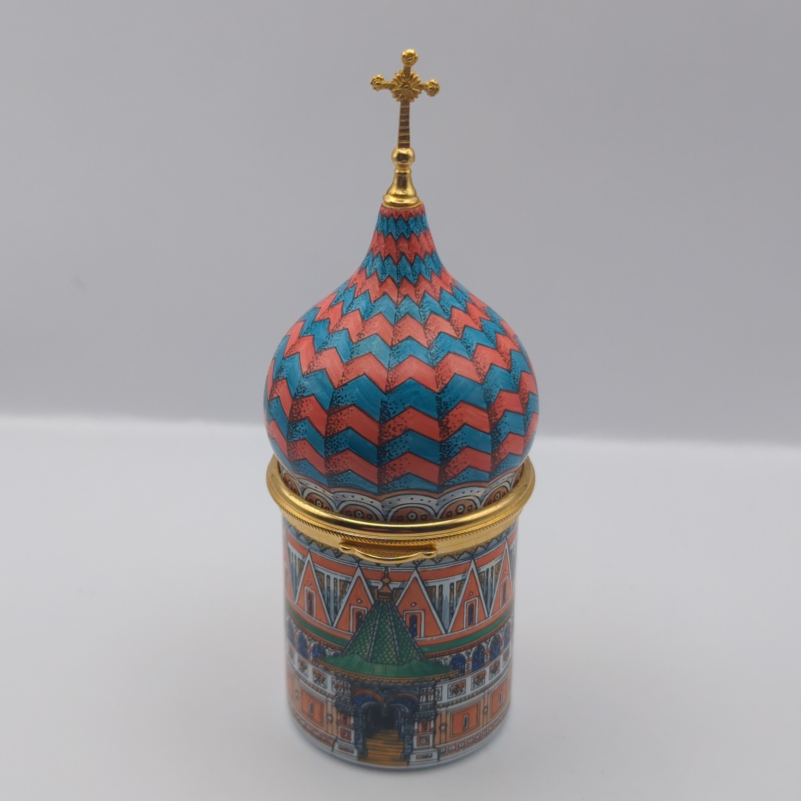 Staffordshire Enamel Trinket Pill Box St. Basil's Cathedral England Bent Cross