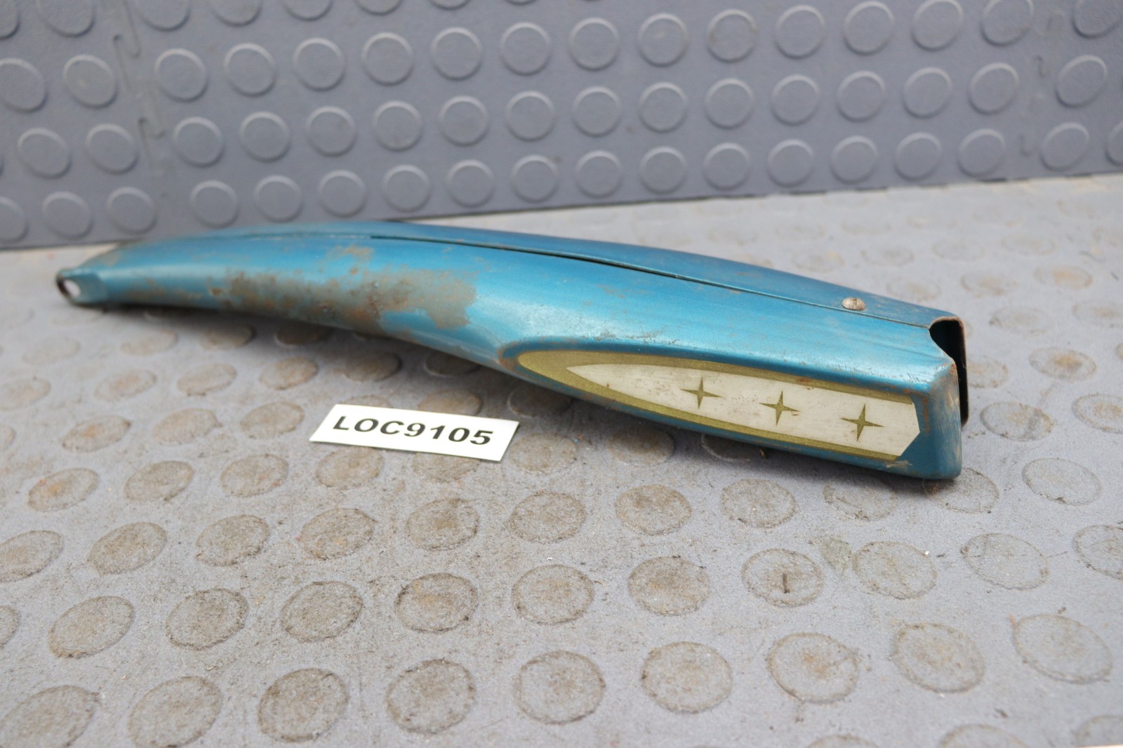 VINTAGE BICYCLE TANK HUFFY ? LOC9105 VINTAGE BICYCLE TANK HUFFY ? LOC9105