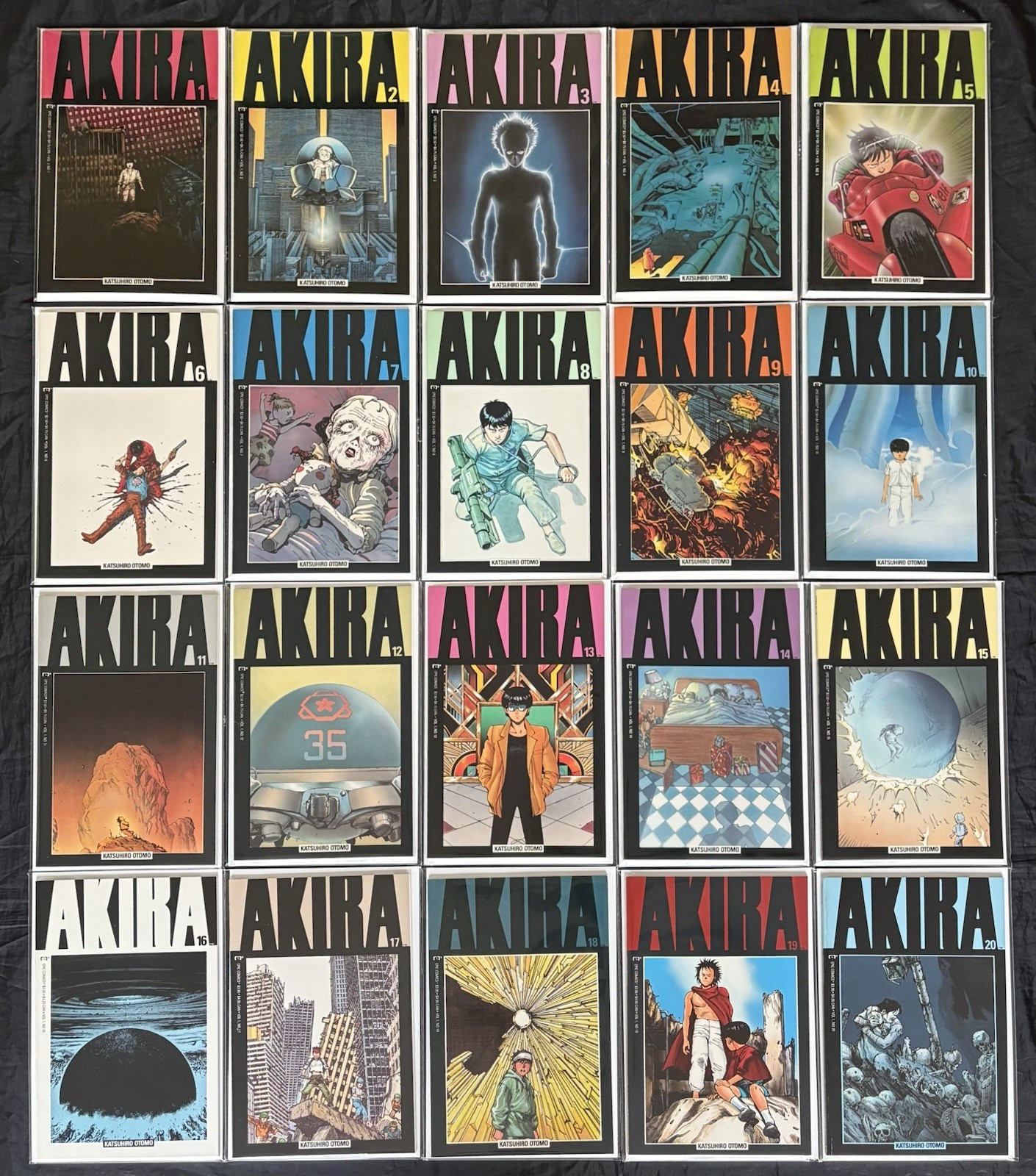 Akira #1-38 (1988) Full Run Katsuhiro Otomo Epic Avg Grade NM (9.4) Condition