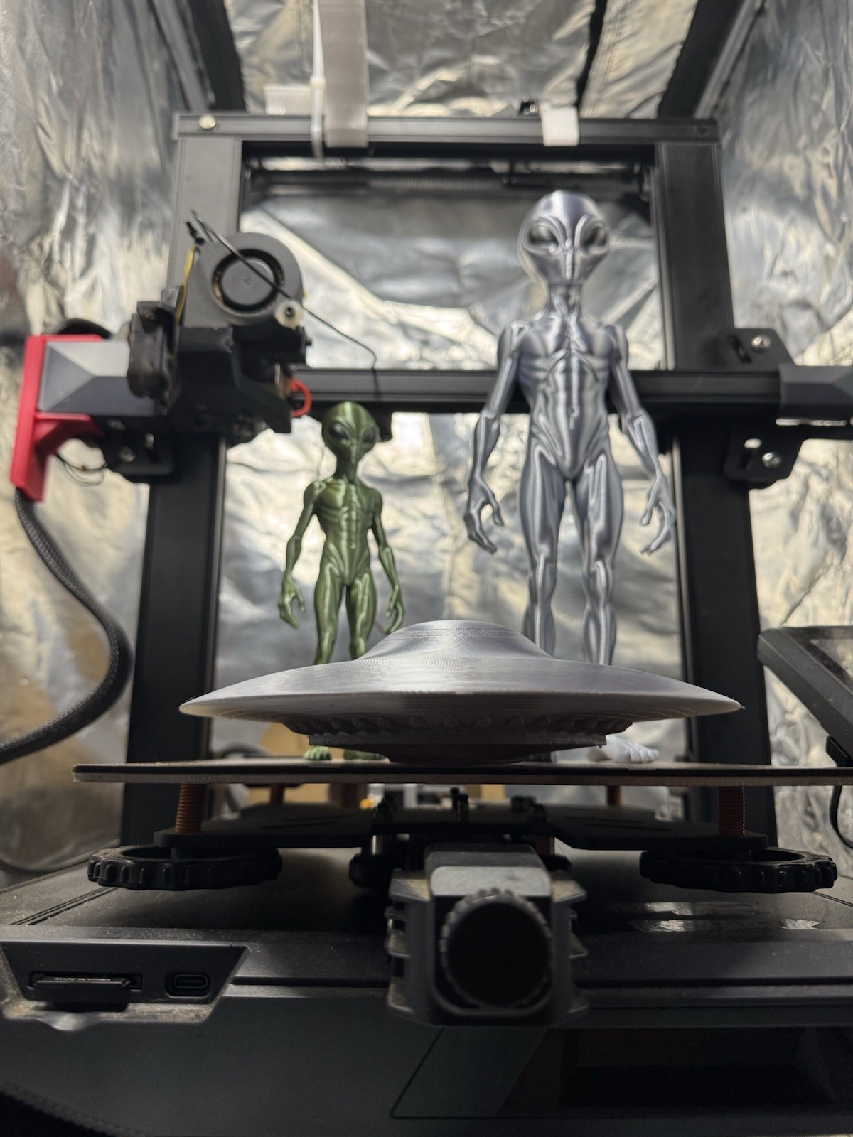 Area 51 UFO Bob Lazar Style 8” Silk Version Super Glossy And Reflective Area 51 UFO Bob Lazar Style 8” Silk Version Super Glossy And Reflective