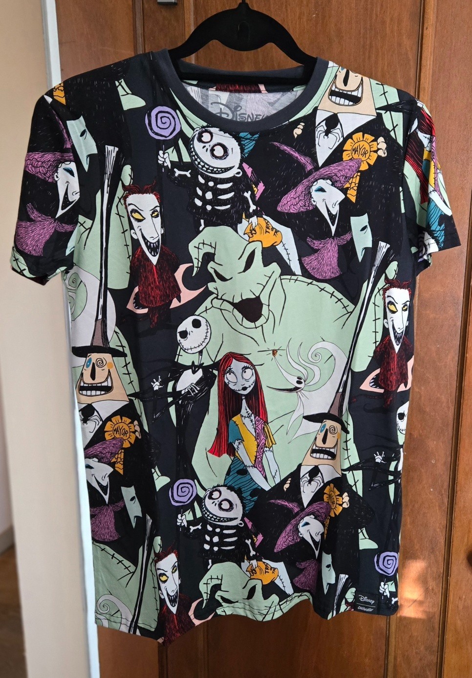 Nightmare Before Christmas Cakeworthy T-Shirt NWOT Medium
