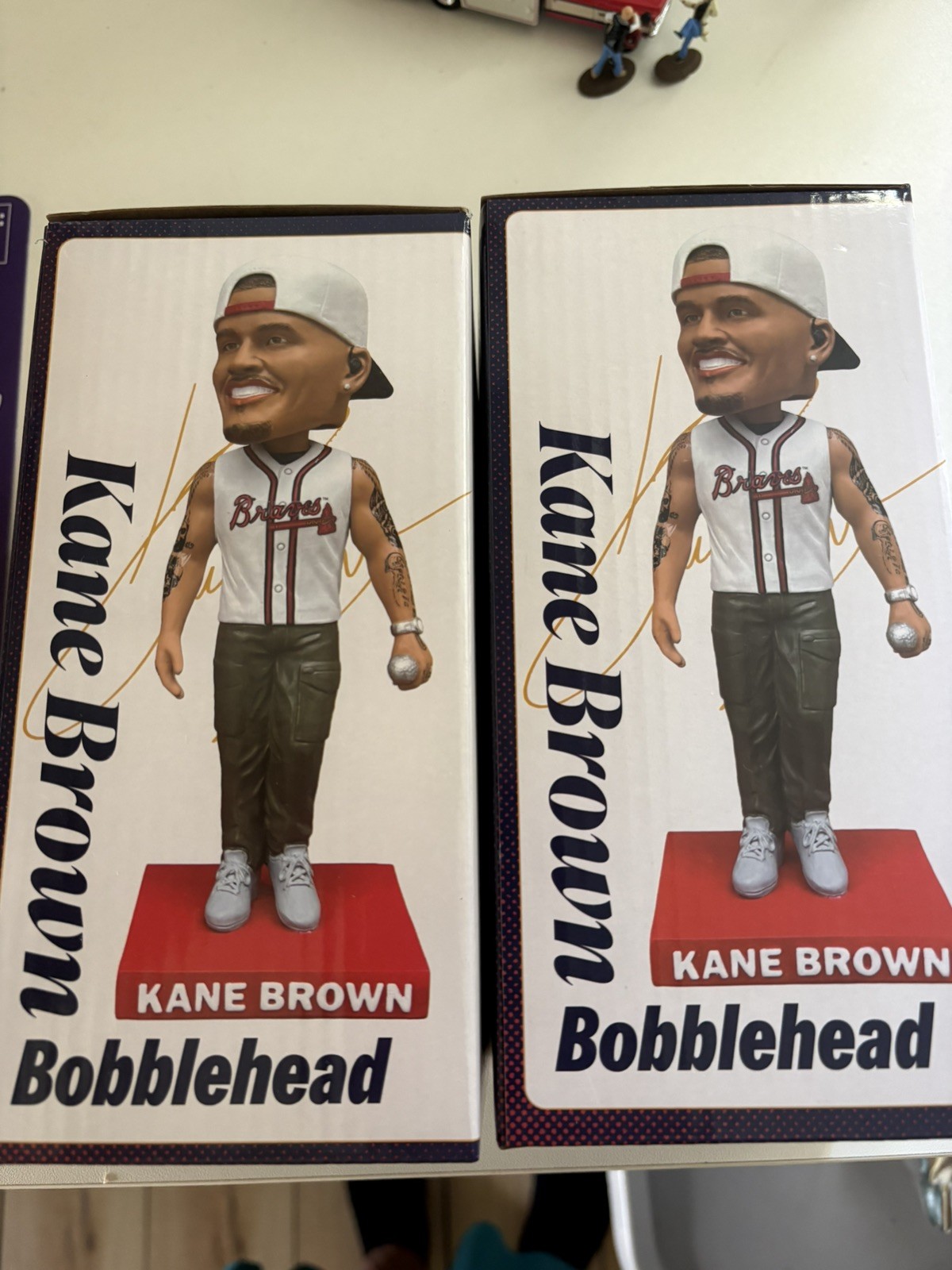 Kane Brown Atlanta Braves Bobblehead Boxed Unopened 2026 IN HAND lot of 2 Braves
