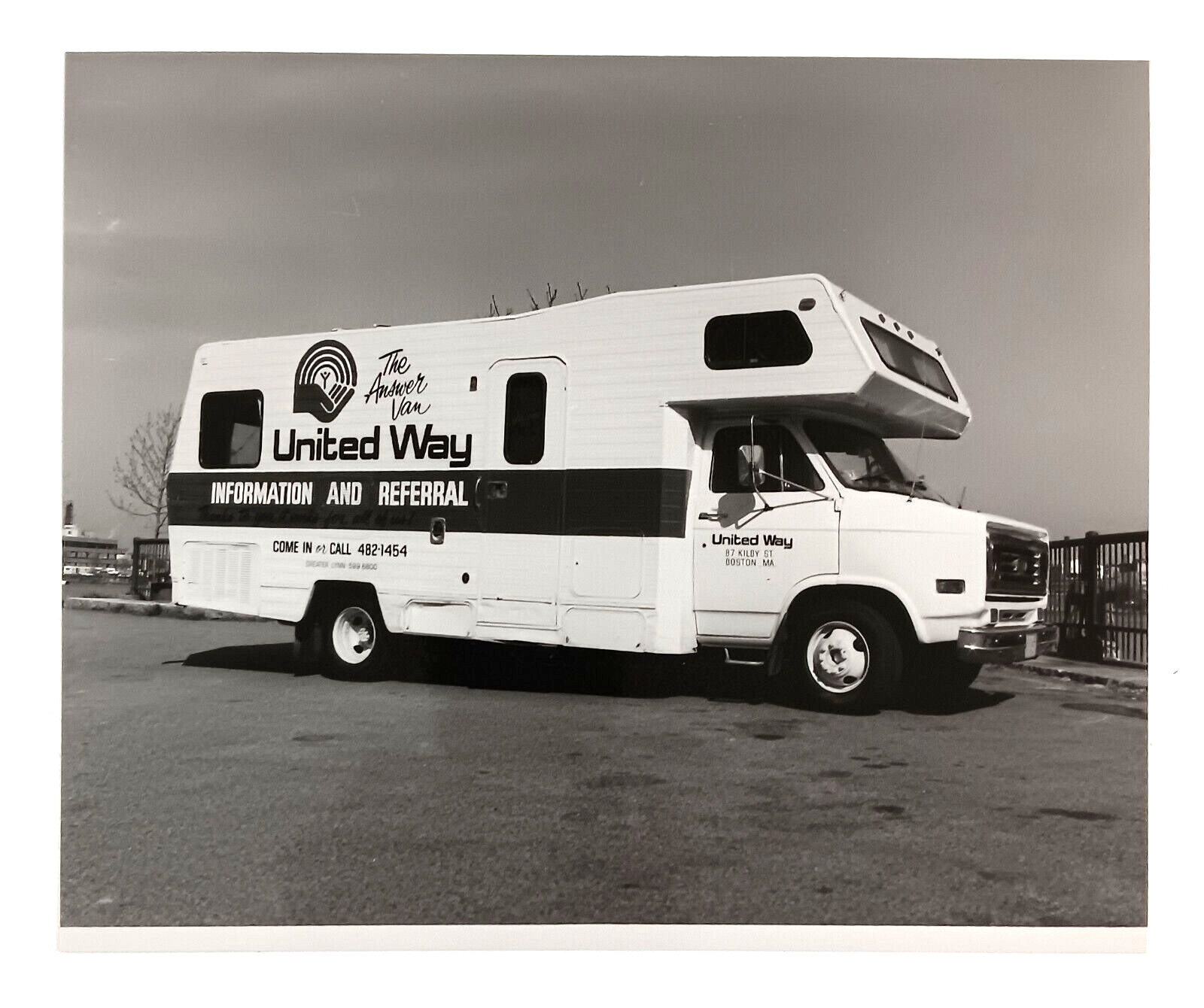 1990s Boston United Way Massachusetts Information RV MA Vintage Press Photo