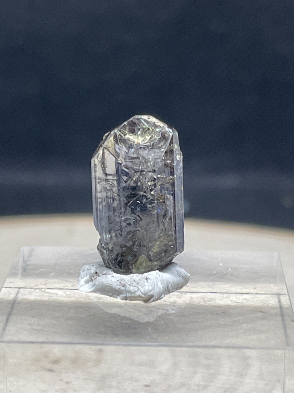 11.45 Carat Unheated Tanzanite Blue Purple Yellow Grey Crystal Specimen 11.45 Carat Unheated Tanzanite Blue Purple Yellow Grey Crystal Specimen