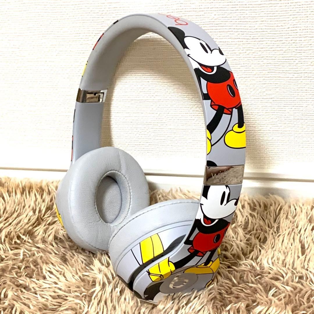 Beats Solo3 Wireless Mickey Mouse 90th Anniversary Limited Edition Headphones
