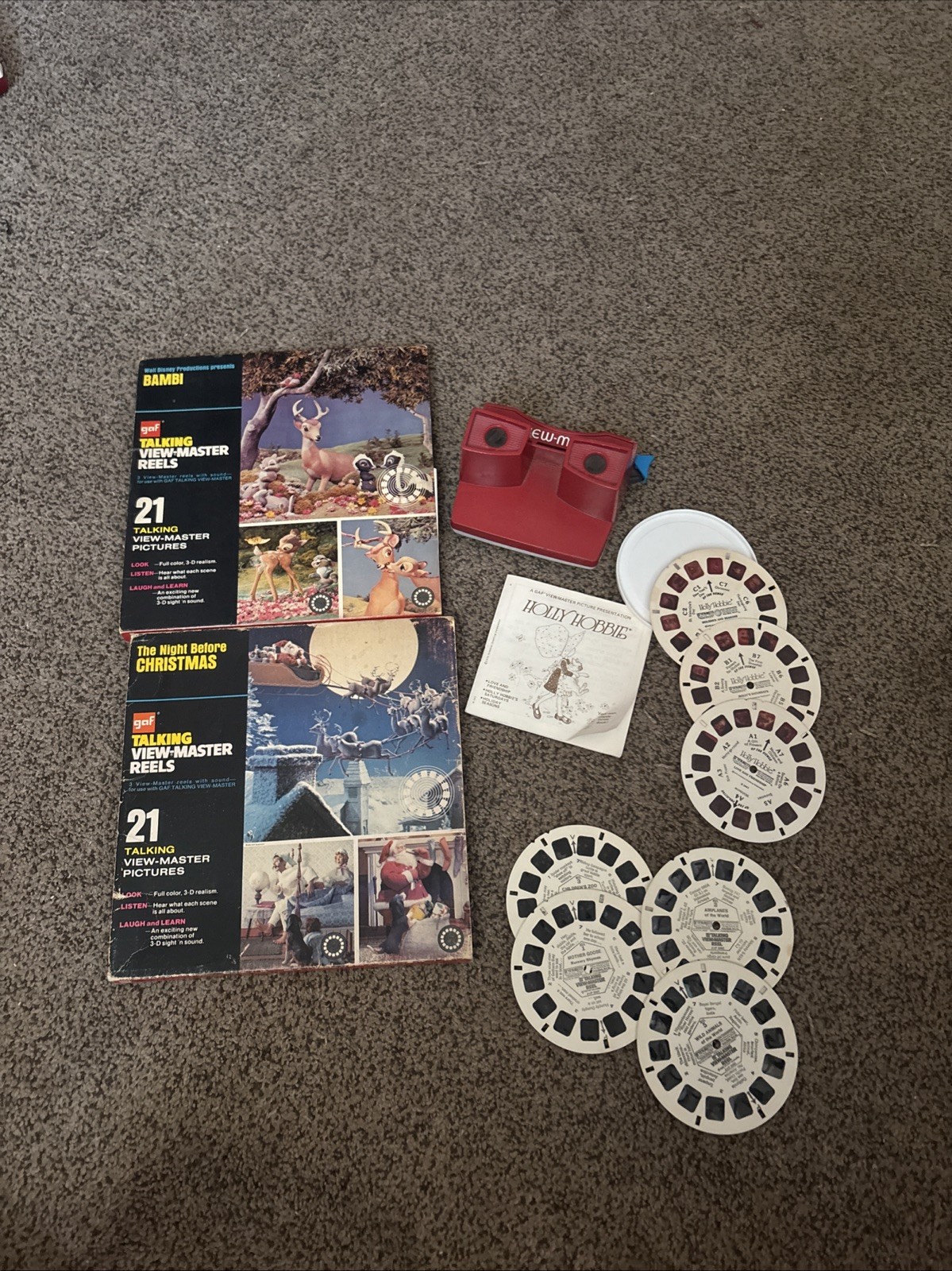 vintage view master with several reels