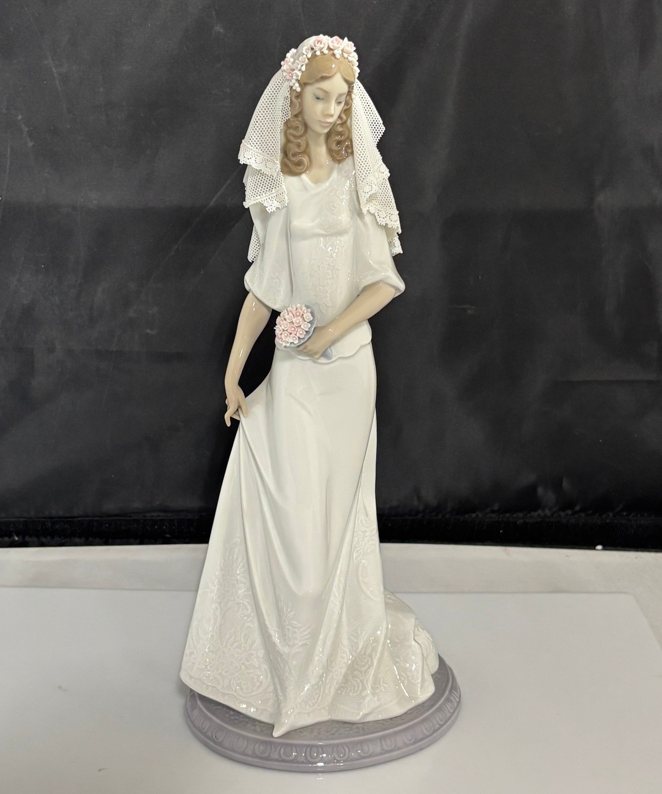Lladro - Rare Bridal Portrait #5742, Please read