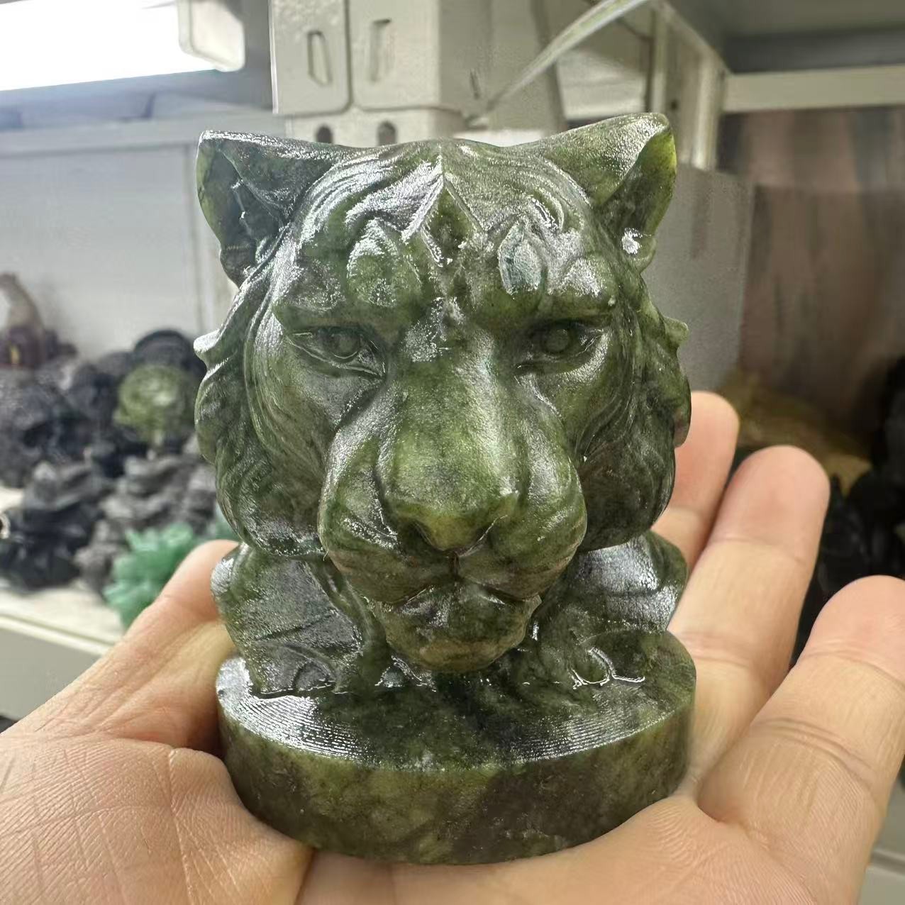 1pc Natural Green Jade Quartz Carved Tiger-head skull Crystal Reiki Decor