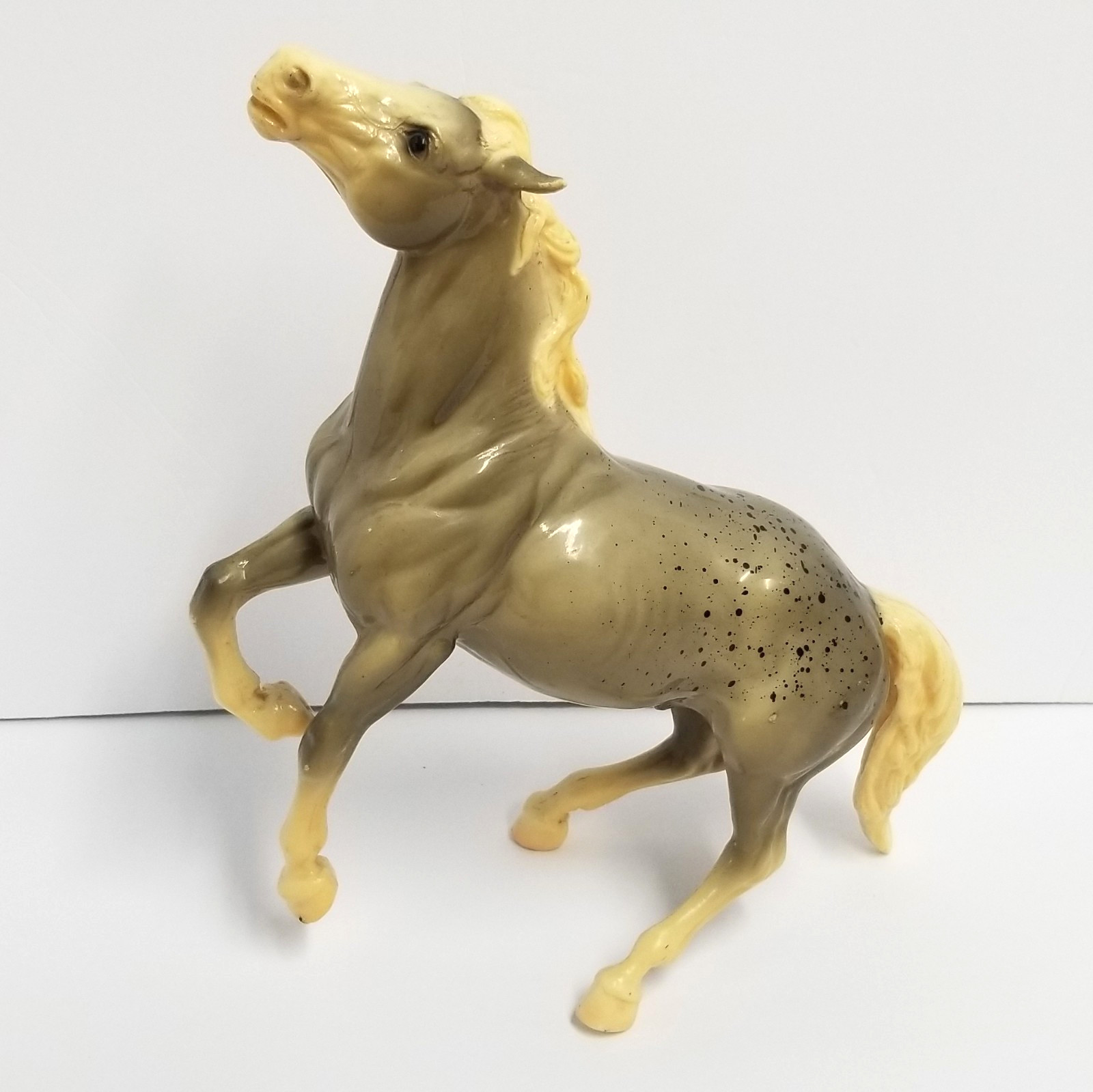 Vintage Breyer #86 Diablo Semi-Rearing Mustang Glossy Grey Appaloosa 1961-1966 Vintage Breyer #86 Diablo Semi-Rearing Mustang Glossy Grey Appaloosa 1961-1966