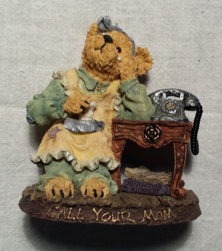 Momma Guiltrip...Call Your Mom ~ Boyd\'s Bearstone #227780 ~ 2E/5223