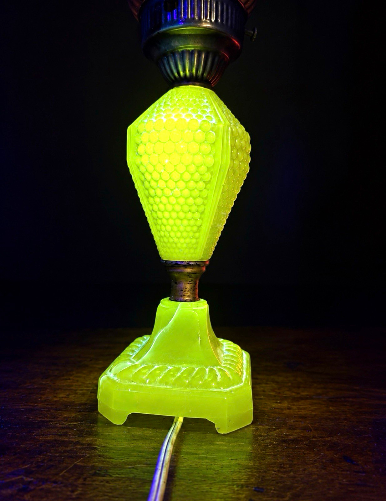 Rare Antique Houzex Pink Uranium Glass Lamp Ear of Corn Harrisburg Pattern Glow